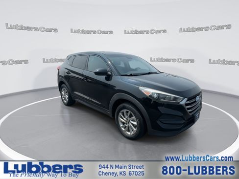 Used 2018 Hyundai Tucson SE AWD/4WD image 2