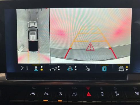 Certified 2023 Chevrolet Silverado 1500 LTZ w/ Technology Package image 29