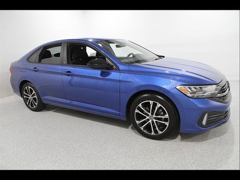 Certified 2024 Volkswagen Jetta Sport FWD image 1