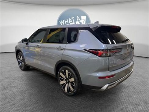 New 2026 Mitsubishi Outlander SE image 6