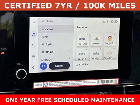 Used 2025 Toyota Sienna LE FWD image 19