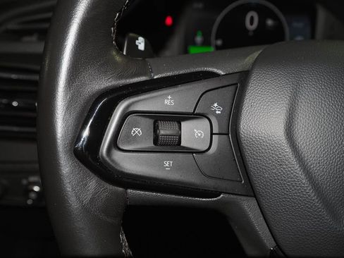 Used 2023 Chevrolet Bolt EUV LT w/ Convenience Package image 27