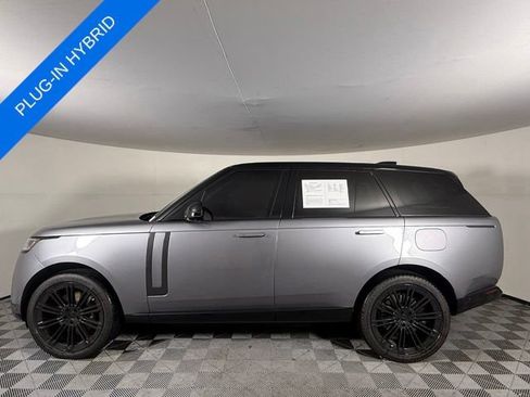 Used 2026 Land Rover Range Rover SE AWD/4WD image 3