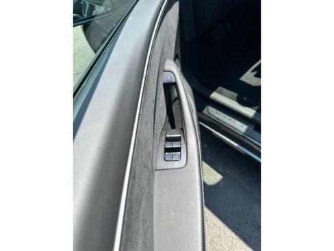 Used 2025 Tesla Model 3 Long Range AWD/4WD image 10