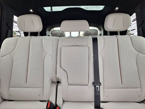 New 2026 Cadillac Vistiq Sport image 26