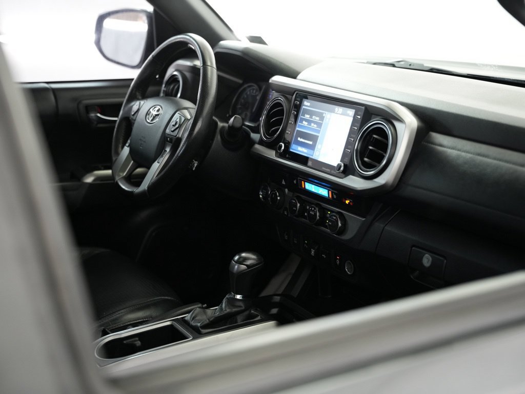 Used 2020 Toyota Tacoma Limited AWD/4WD image 53
