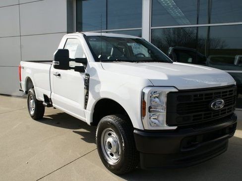 New 2026 Ford F250 XL w/ F-250 >10K GVWR Package image 7