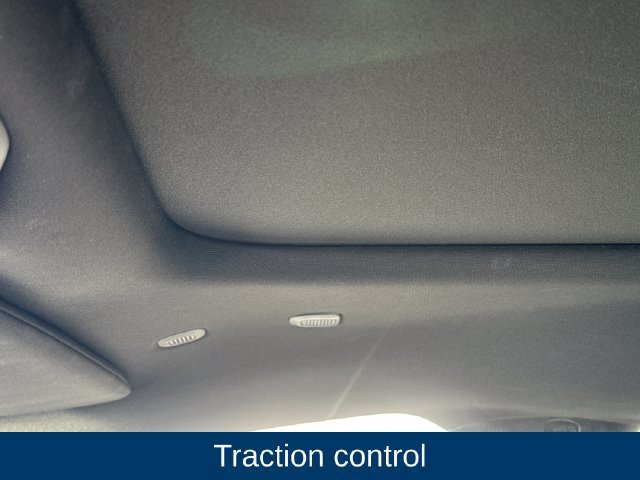 Used 2025 Chrysler Pacifica Limited FWD image 23