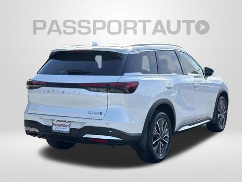 Certified 2026 INFINITI QX60 Luxe w/ Cargo Package AWD/4WD image 6