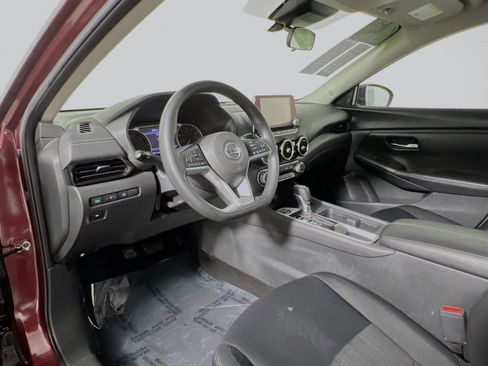 Used 2023 Nissan Sentra SV image 30