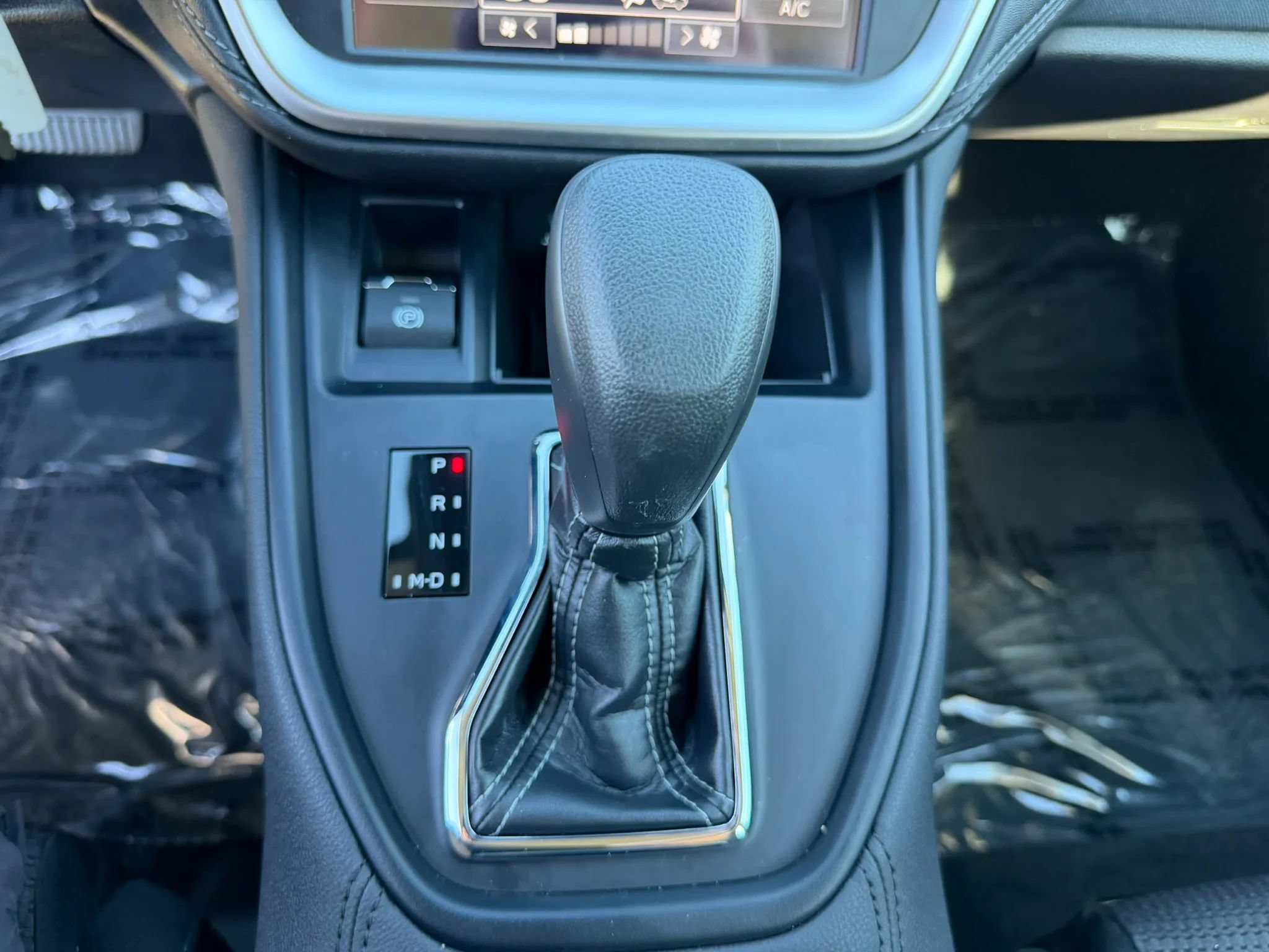 Used 2024 Subaru Outback w/ Popular Package #1A AWD/4WD image 24