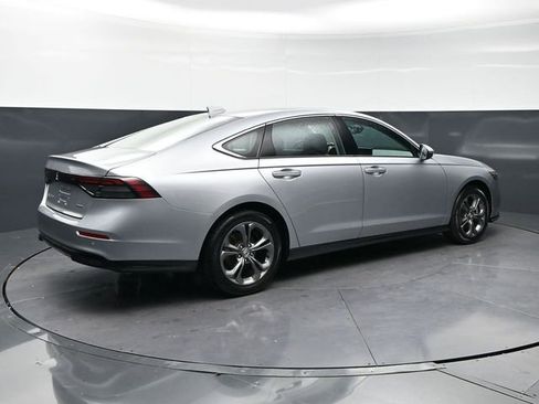 Used 2023 Honda Accord EX-L image 5