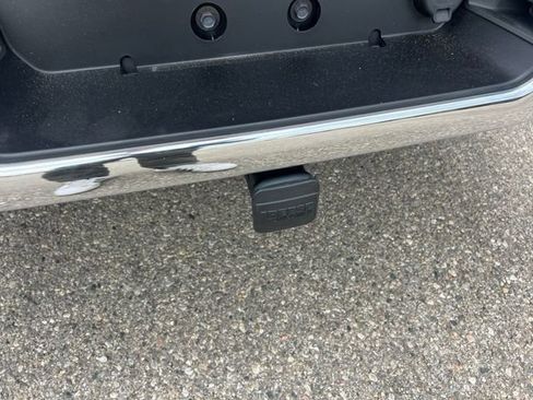 Used 2019 RAM 1500 Laramie AWD/4WD image 26