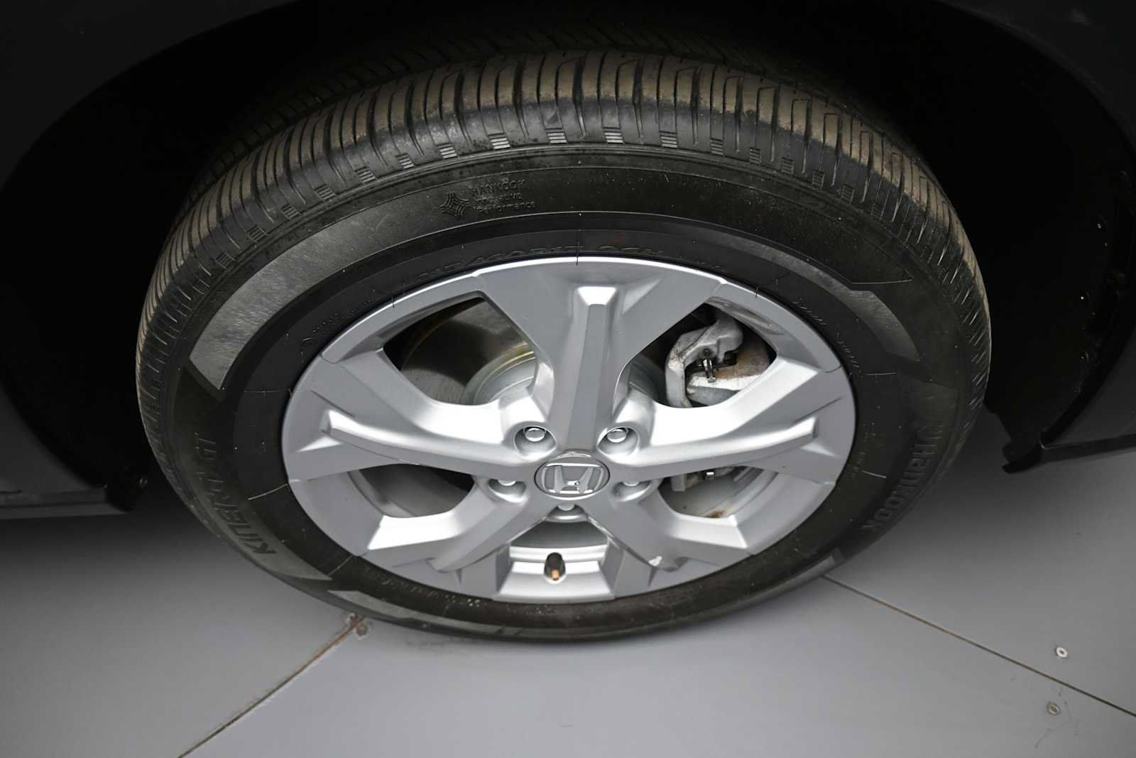 Used 2024 Honda HR-V LX image 13