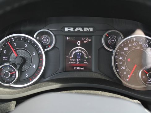 Used 2019 RAM 2500 Big Horn image 23