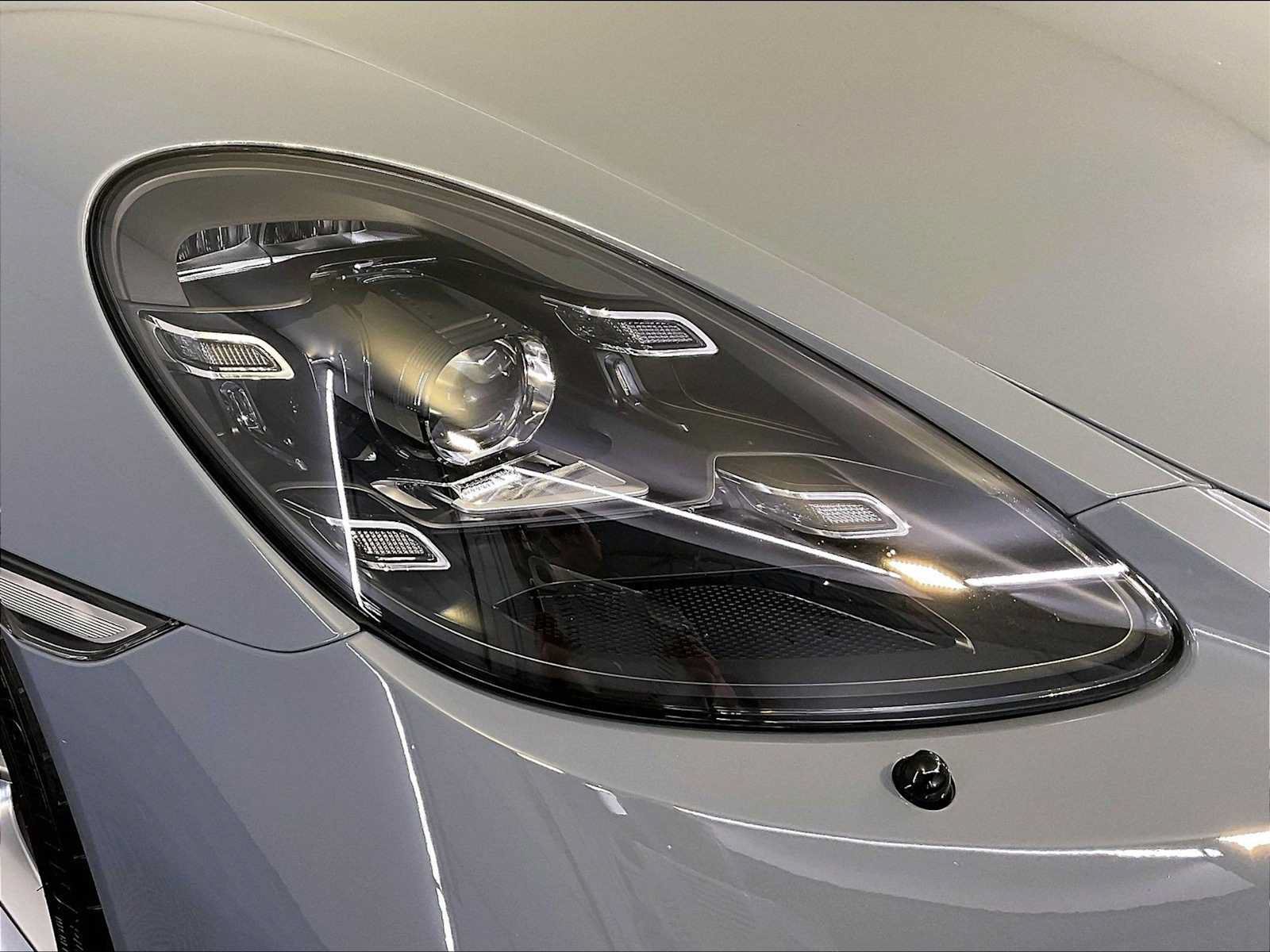 Certified 2025 Porsche 718 Cayman GTS RWD image 12