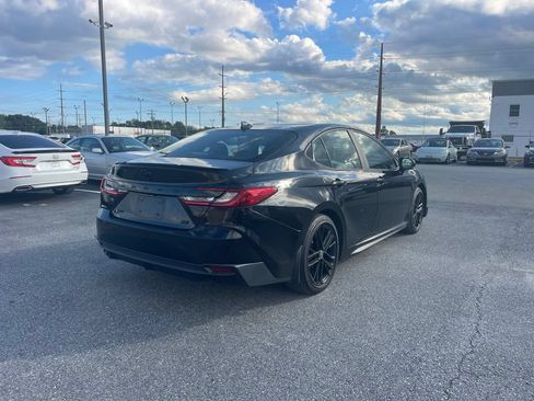 Used 2025 Toyota Camry SE w/ Multimedia Upgrade Package FWD image 6