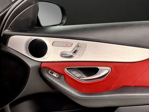 Used 2019 Mercedes-Benz C 300 4MATIC Sedan image 40