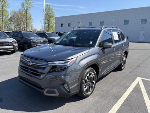 Certified 2025 Subaru Forester Limited w/ Popular Package #1 AWD/4WD image 3