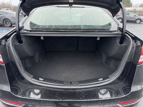 Used 2020 Ford Fusion SE image 8