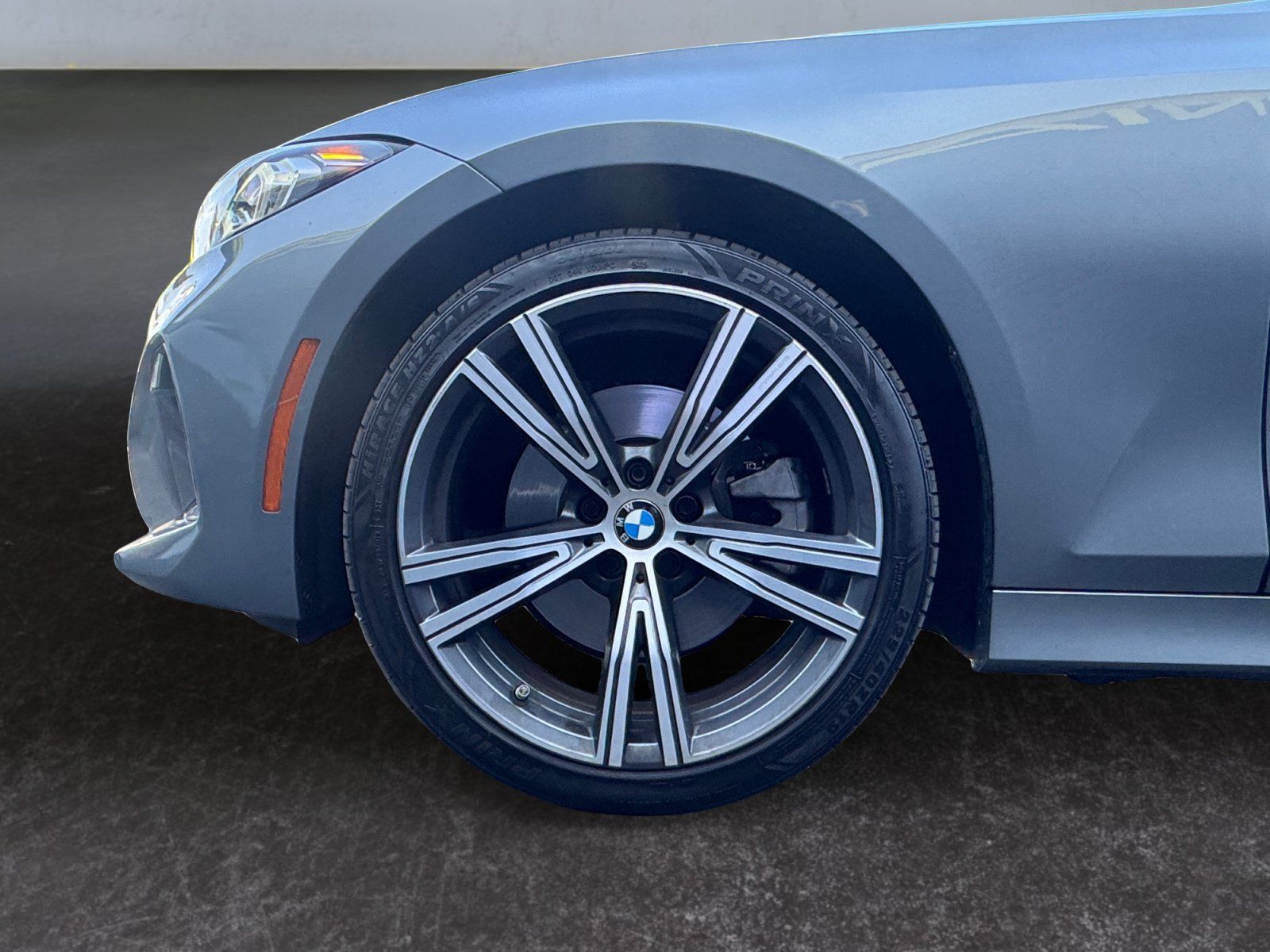 Used 2023 BMW 330i Sedan w/ Convenience Package RWD image 14