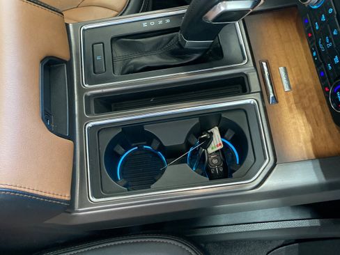 Used 2017 Ford F150 Limited w/ Trailer Tow Package image 7