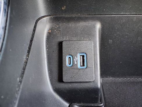 Used 2021 Ford F150 XLT w/ Equipment Group 302A High image 8