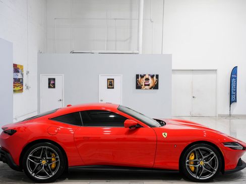 Used 2023 Ferrari Roma image 20