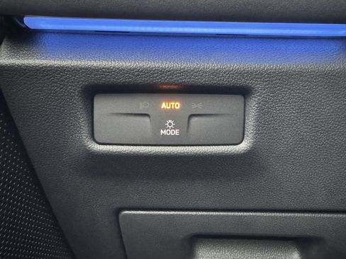 New 2026 Volkswagen Tiguan SE R-Line image 31