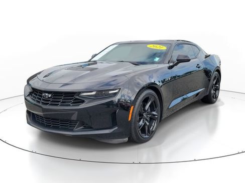 Used 2021 Chevrolet Camaro LT RWD image 2