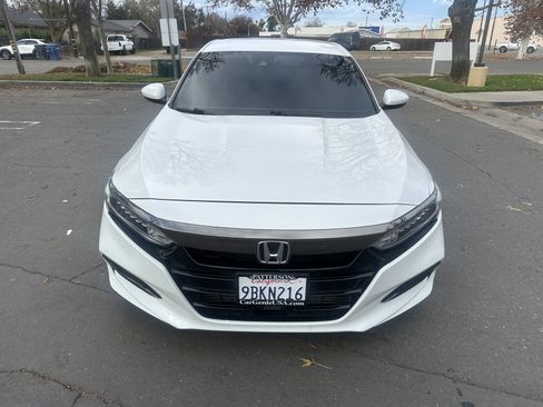Used 2019 Honda Accord Sport image 3