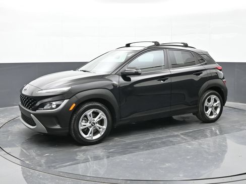 Certified 2023 Hyundai Kona SEL AWD/4WD image 2