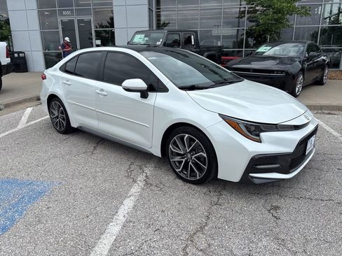 Used 2022 Toyota Corolla SE w/ Carpet Mat Package (TMS) FWD image 35