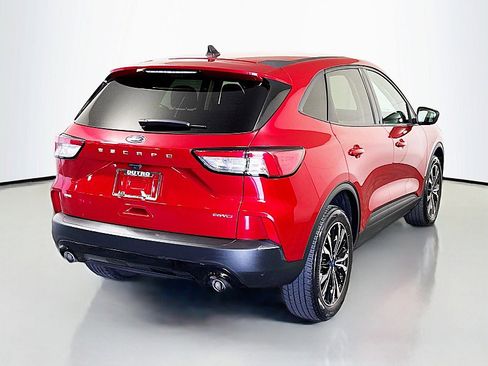Used 2021 Ford Escape SE w/ SE Sport Appearance Package AWD/4WD image 7