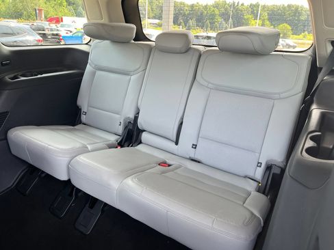 Certified 2025 Ford Expedition Platinum AWD/4WD image 17