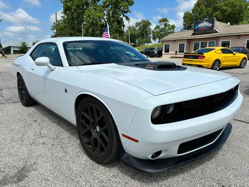 Used 2015 Dodge Challenger R/T Scat Pack RWD image 1