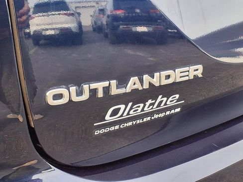 Used 2023 Mitsubishi Outlander SEL image 22