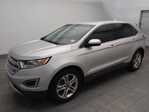 Used 2018 Ford Edge Titanium w/ Technology Package AWD/4WD image 2