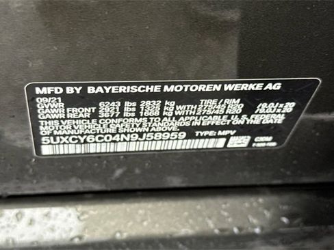 Used 2022 BMW X6 xDrive40i w/ M Sport Package image 59