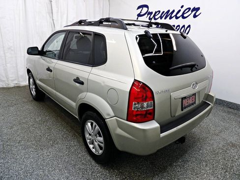 Used 2009 Hyundai Tucson GLS FWD image 4