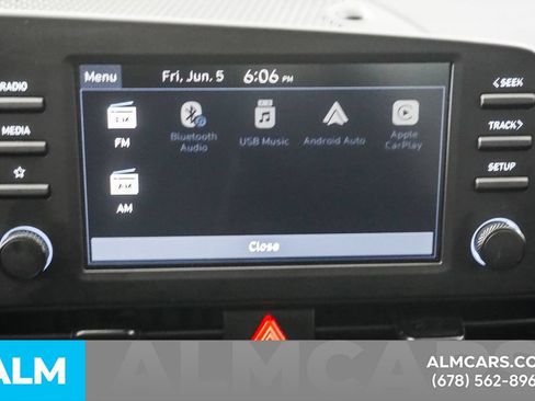 Used 2025 Hyundai Elantra Sport FWD image 34