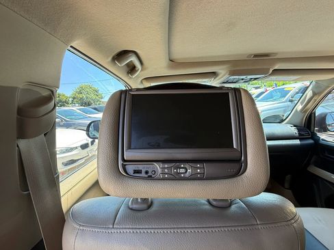Used 2010 Toyota 4Runner Limited RWD image 16