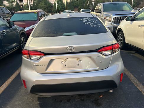 Certified 2024 Toyota Corolla LE image 9