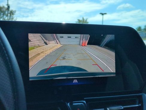 Used 2025 Chevrolet TrailBlazer LT AWD/4WD image 17