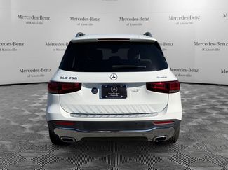 Certified 2022 Mercedes-Benz GLB 250 4MATIC video 4