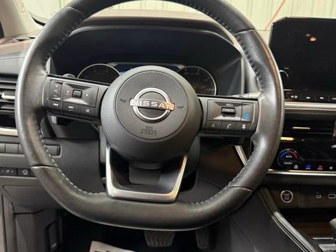 Used 2023 Nissan Rogue SL w/ SL Premium Package AWD/4WD image 9