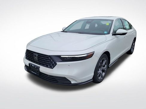 New 2025 Honda Accord EX-L image 9