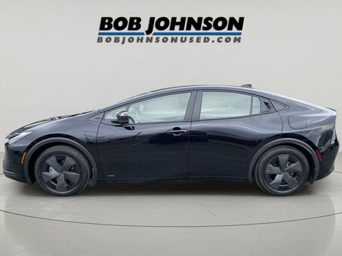 Used 2026 Toyota Prius LE image 6