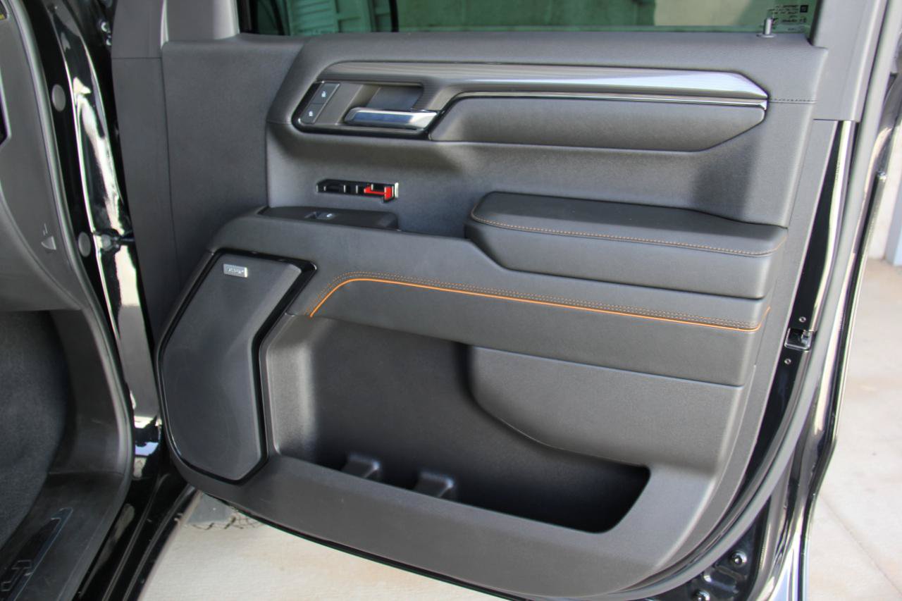 Used 2024 GMC Sierra 1500 AT4 w/ Technology Package AWD/4WD image 31