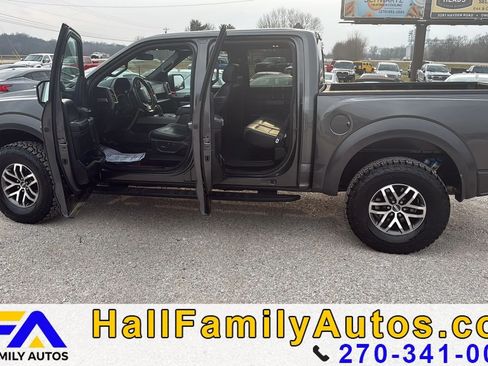 Used 2017 Ford F150 Raptor w/ Equipment Group 802A Luxury AWD/4WD image 12